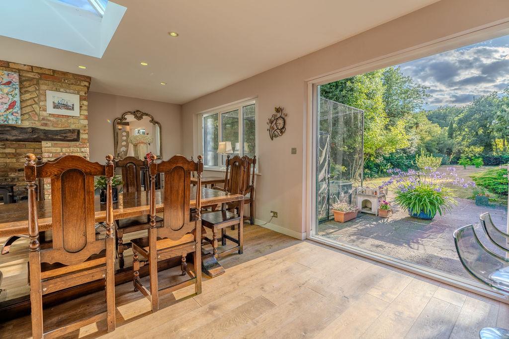 Fully folding patio door